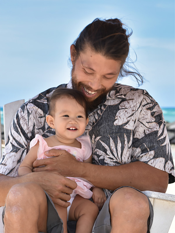 Chiropractor Ewa Beach HI Brenden Calio With Daughter